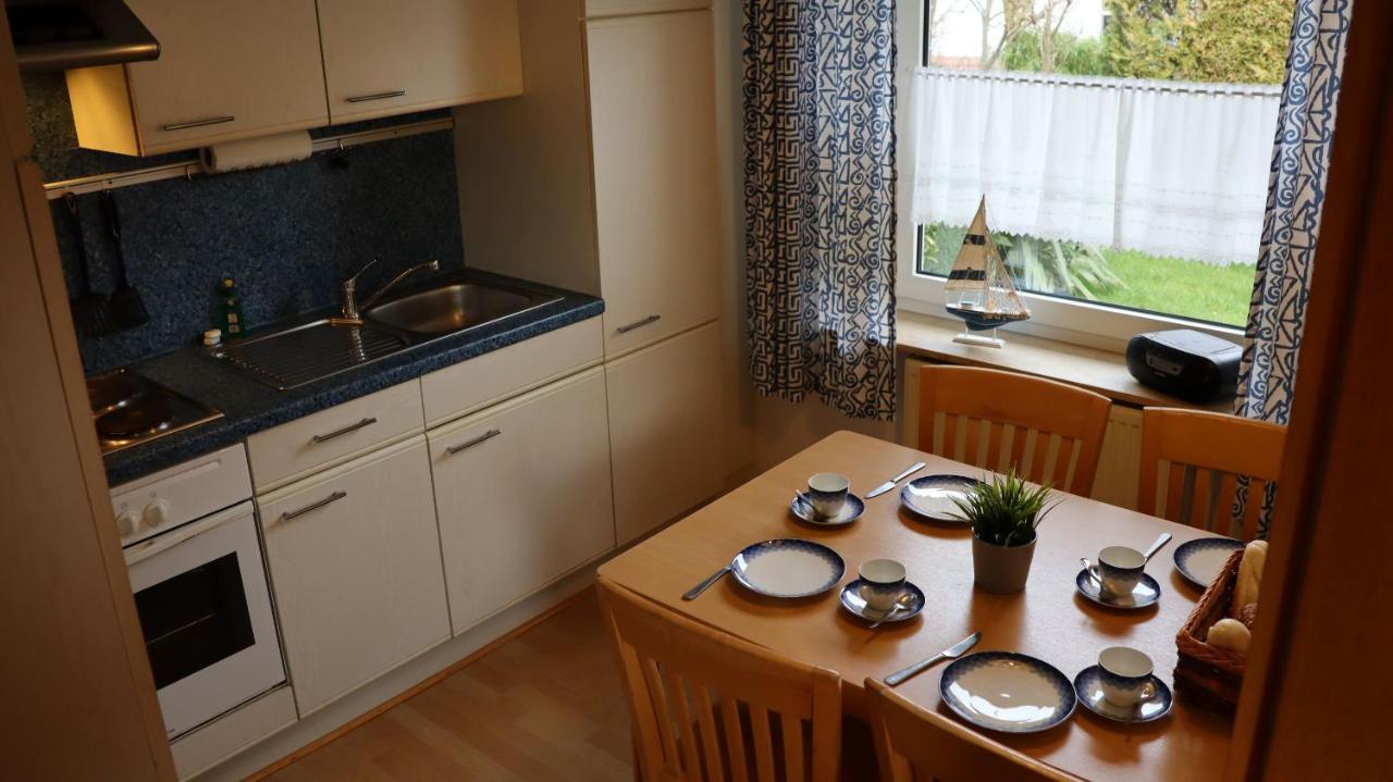 Ferienhaus Krabbenhuus Carolinensiel Buitenkant foto